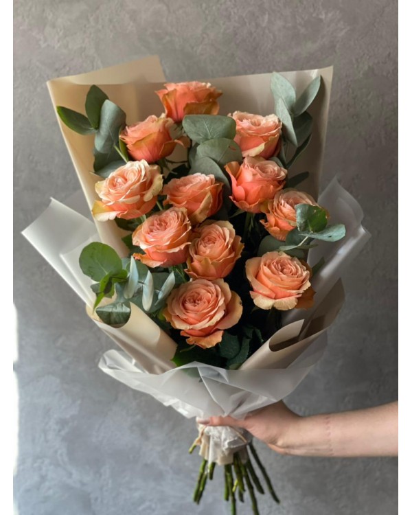 Букет из 11 пионовидных роз